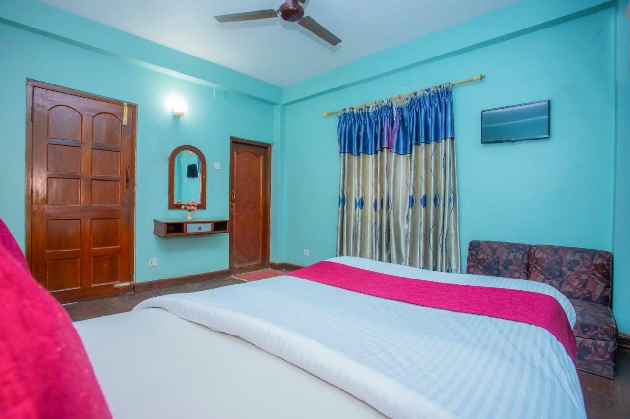 Spot On 445 New Hotel Natureland Pokhara Exterior foto